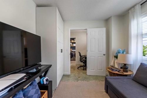 19 Everridge Villas Sw, Calgary, AB - Indoor
