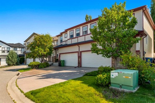 19 Everridge Villas Sw, Calgary, AB - Outdoor