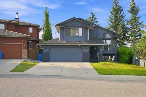 2709 Signal Hill Bay Sw, Calgary, AB - Outdoor With Facade