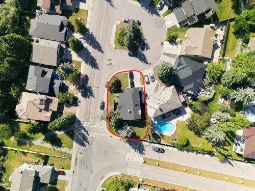 2709 Signal Hill Bay Sw, Calgary, AB - Outdoor With View