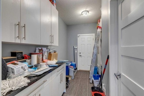 168 Rainbow Falls Heath, Chestermere, AB - Indoor