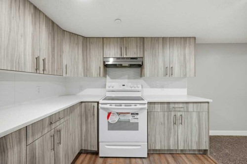 75 Howse Crescent Ne, Calgary, AB - Indoor Photo Showing Kitchen