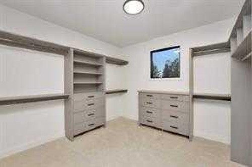 3511 34 Avenue Sw, Calgary, AB - Indoor