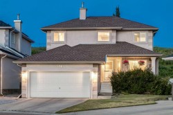 331 Sierra Madre Court SW Calgary, AB T3H 3G7