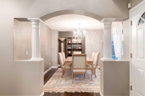 331 Sierra Madre Court Sw, Calgary, AB - Indoor