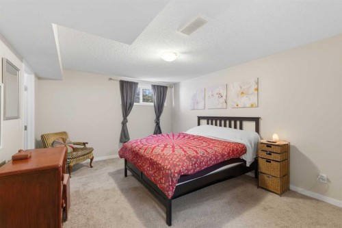 33 Chaparral Valley Park, Calgary, AB - Indoor Photo Showing Bedroom