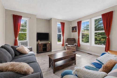 33 Chaparral Valley Park, Calgary, AB - Indoor Photo Showing Living Room