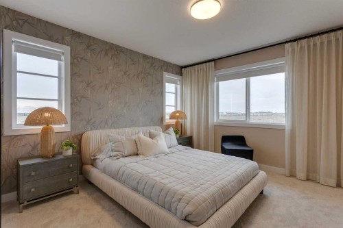 189 Cobblestone Gate Sw, Airdrie, AB - Indoor Photo Showing Bedroom