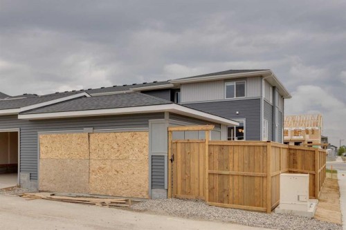 189 Cobblestone Gate Sw, Airdrie, AB - Outdoor