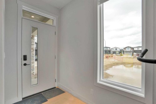 101 Wolf Hollow Terrace Se, Calgary, AB - Indoor Photo Showing Other Room