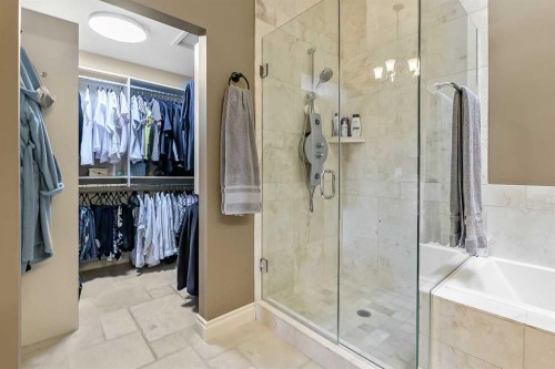 34 Sunrise Way, Priddis Greens, AB - Indoor Photo Showing Bathroom