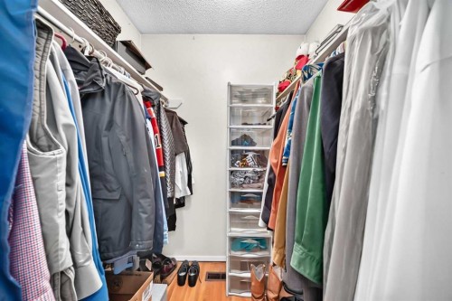 728 Willacy Drive Se, Calgary, AB - Indoor With Storage