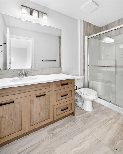 113 Veranda Boulevard Sw, Calgary, AB - Indoor Photo Showing Bathroom