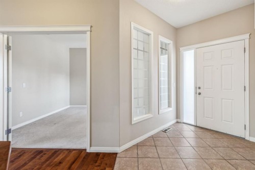 91 St Moritz Terrace Sw, Calgary, AB - Indoor Photo Showing Other Room