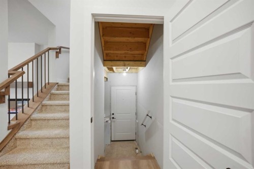 145 Topaz Place, Cochrane, AB - Indoor Photo Showing Other Room