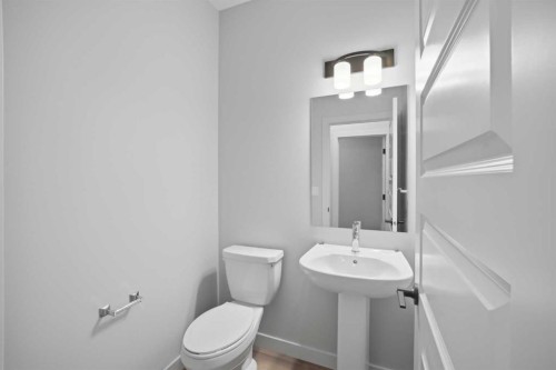 145 Topaz Place, Cochrane, AB - Indoor Photo Showing Bathroom