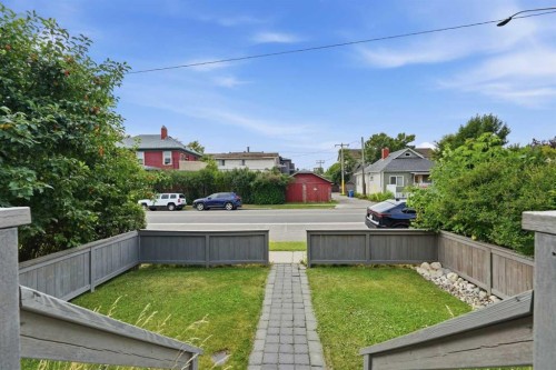 522 8 Avenue Ne, Calgary, AB - Outdoor With Backyard
