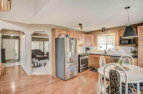 124 Del Ray Close Ne, Calgary, AB - Indoor