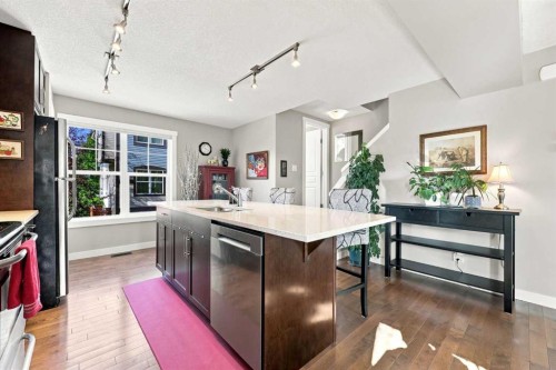 345 Mckenzie Towne Gate Se, Calgary, AB 