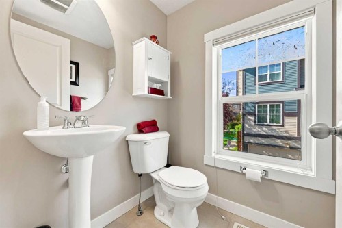 345 Mckenzie Towne Gate Se, Calgary, AB 
