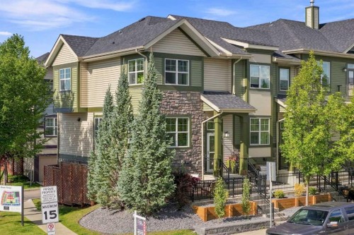 345 Mckenzie Towne Gate Se, Calgary, AB 