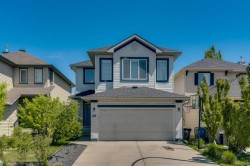143 Cranfield Circle SE Calgary, AB T3M 1H1
