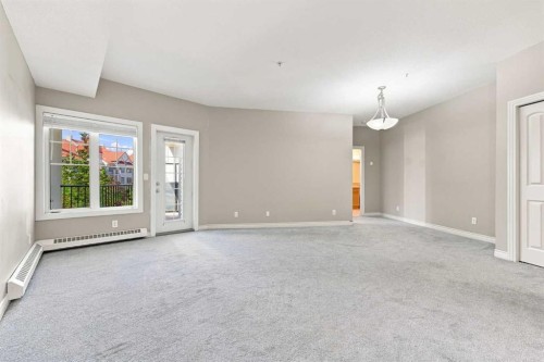317-60 Royal Oak Plaza Nw, Calgary, AB - Indoor Photo Showing Other Room