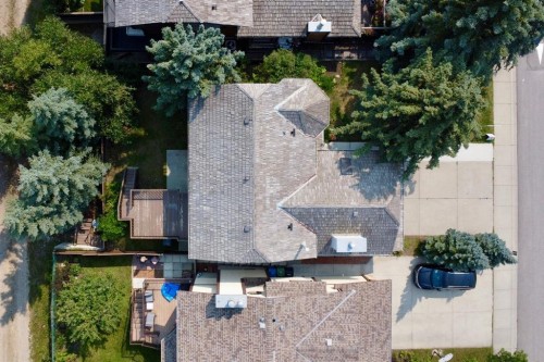 728 Shawnee Drive Sw, Calgary, AB - Outdoor