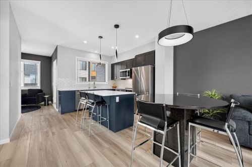 401-81 Midtown Boulevard Sw, Airdrie, AB - Indoor