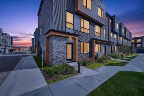 401-81 Midtown Boulevard Sw, Airdrie, AB - Outdoor With Facade