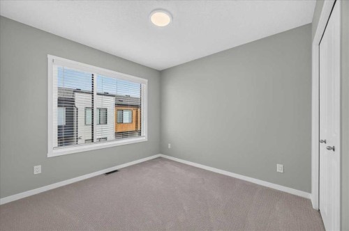 401-81 Midtown Boulevard Sw, Airdrie, AB - Indoor Photo Showing Other Room