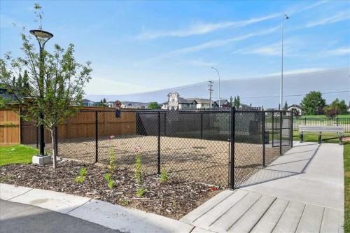 401-81 Midtown Boulevard Sw, Airdrie, AB - Outdoor
