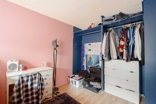 3603 29A Avenue Se, Calgary, AB - Indoor