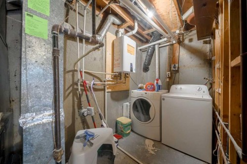 3603 29A Avenue Se, Calgary, AB - Indoor Photo Showing Laundry Room