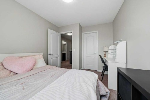 146 Mahogany Grove Se, Calgary, AB 