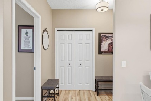207-72 Quigley Drive, Cochrane, AB - Indoor Photo Showing Other Room
