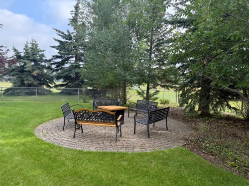 207-72 Quigley Drive, Cochrane, AB - Outdoor