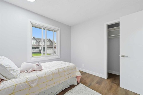 2220 Paliswood Road Sw, Calgary, AB - Indoor Photo Showing Bedroom