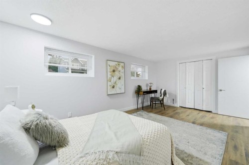 2220 Paliswood Road Sw, Calgary, AB - Indoor Photo Showing Bedroom