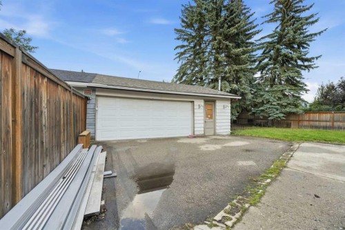2220 Paliswood Road Sw, Calgary, AB - Outdoor
