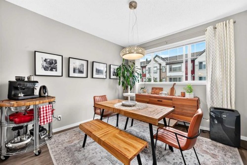 1915 Copperfield Boulevard Se, Calgary, AB - Indoor