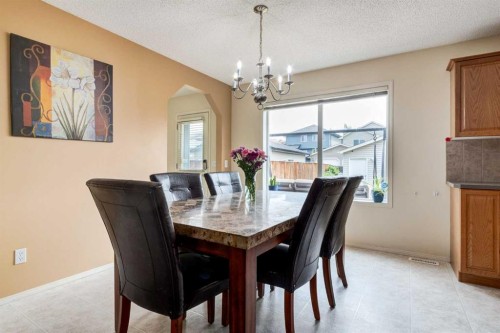 880 Prestwick Circle Se, Calgary, AB - Indoor Photo Showing Dining Room
