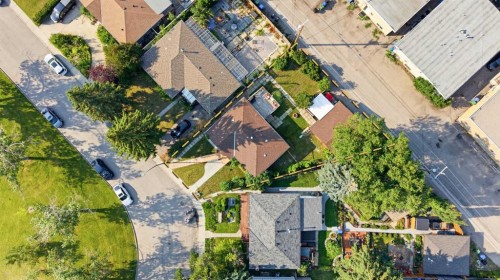 20 Rossburn Crescent Sw, Calgary, AB - Outdoor With View