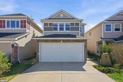 78 Cougar Plateau Way SW Calgary, AB T3H 5S4