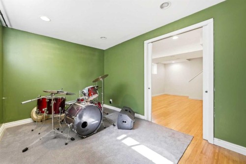 78 Cougar Plateau Way Sw, Calgary, AB - Indoor Photo Showing Gym Room