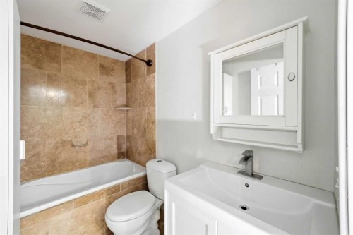 78 Cougar Plateau Way Sw, Calgary, AB - Indoor Photo Showing Bathroom