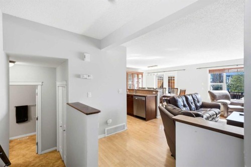 78 Cougar Plateau Way Sw, Calgary, AB - Indoor