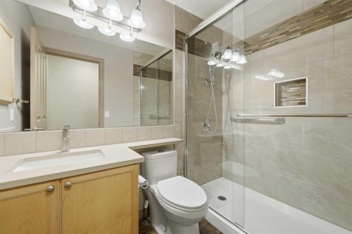 137 Evanscove Circle Nw, Calgary, AB - Indoor Photo Showing Bathroom