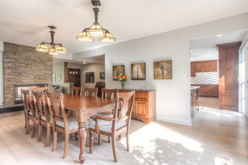 1702 24 Street Sw, Calgary, AB - Indoor Photo Showing Dining Room