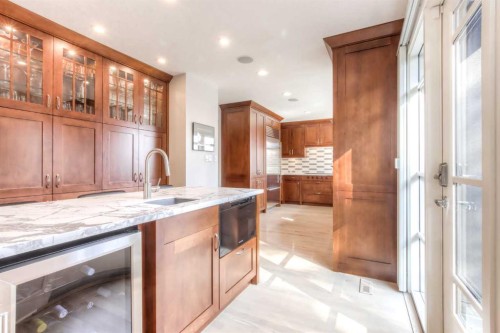 1702 24 Street Sw, Calgary, AB - Indoor